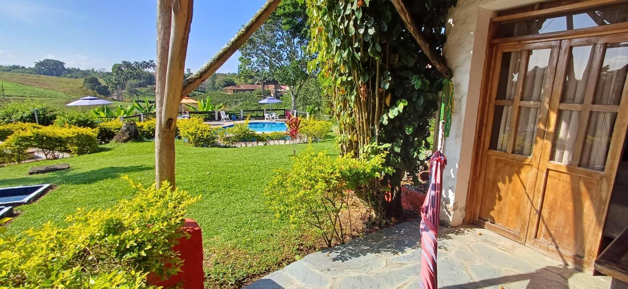 Finca Hotel Palmas Frente A Panaca Кимбайя Экстерьер фото