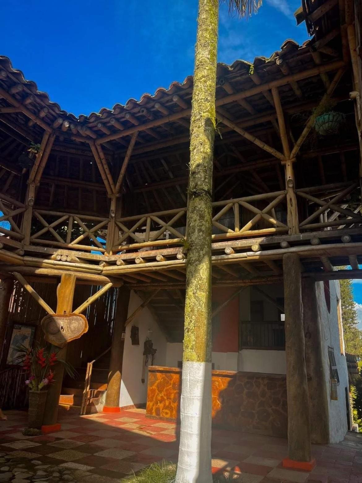 Finca Hotel Palmas Frente A Panaca Кимбайя Экстерьер фото